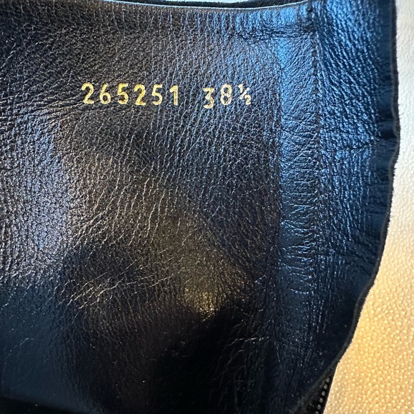 Gucci black suede fringe open top boots with zippered back size 38.5 - Picture 8 of 13